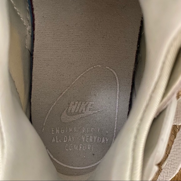 Nike Air Huarache Limited Edition Women’s Size 7.5 Premium Beige/Tan - Picture 14 of 16